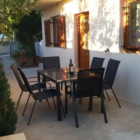 Jenny - 300m To The Apartment